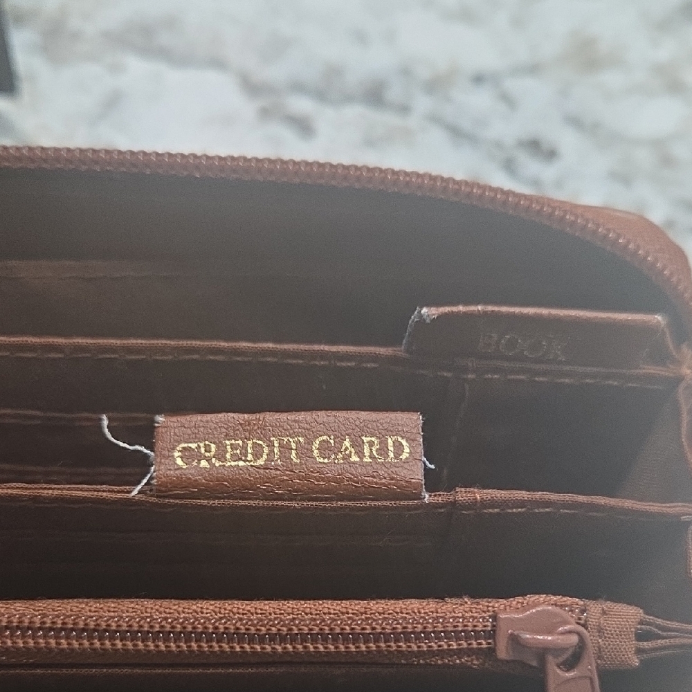 Rosetti Tan Womens Wallet - Picture 7 of 10